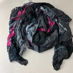 Liebeskind Berlin Scarf Tapestry Portrait Black White Modal Pop Graffiti Grunge